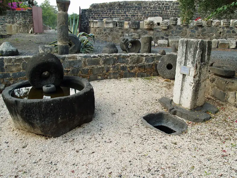 "Capernaum roman olive press by David Shankbone", dez. 2007